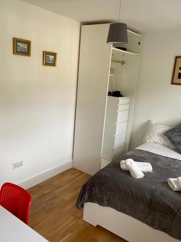 Lovely Private Rooms In Euston, Central London Exterior photo